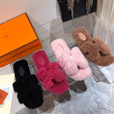 fur hermes slides